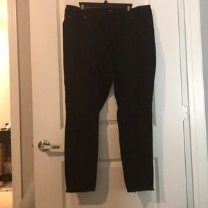 Black ankle jeans